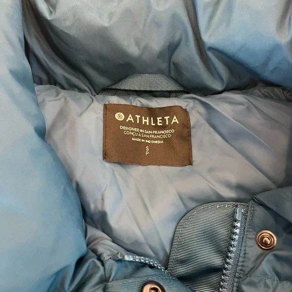 Athleta Downtown Puffer Vest Sardinia Blue Women's Size Small - Picture 5 of 10